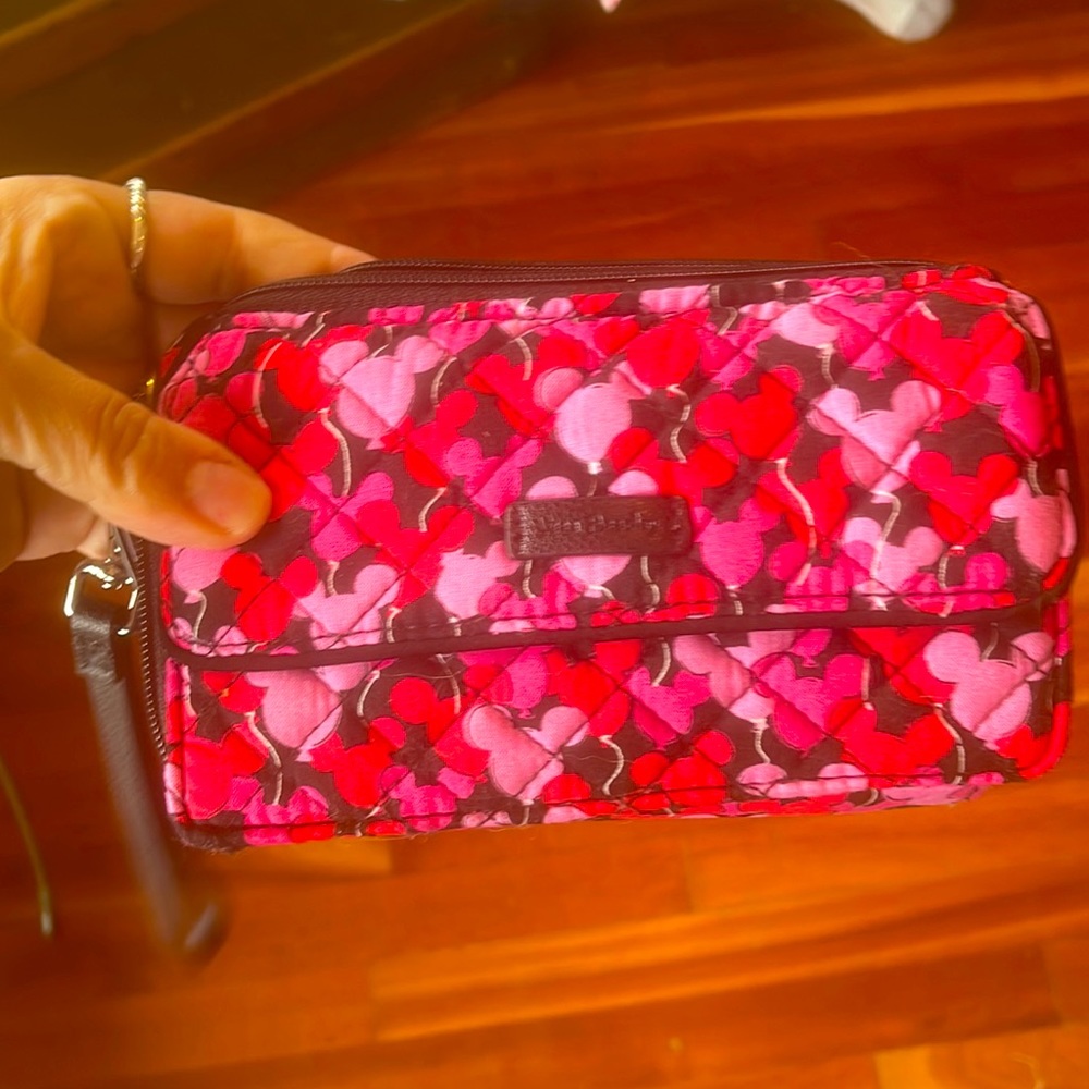 Vera Bradley x Disney crossybody